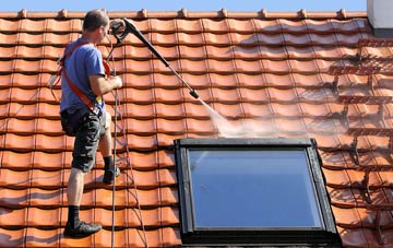 roof cleaning Pentrefelin